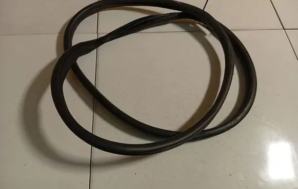 Honda Civic Rubber seal rear door 