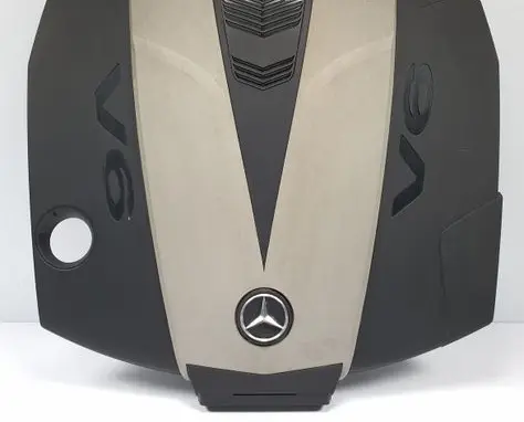 Mercedes-Benz E W212 Engine cover (trim) A6420104267