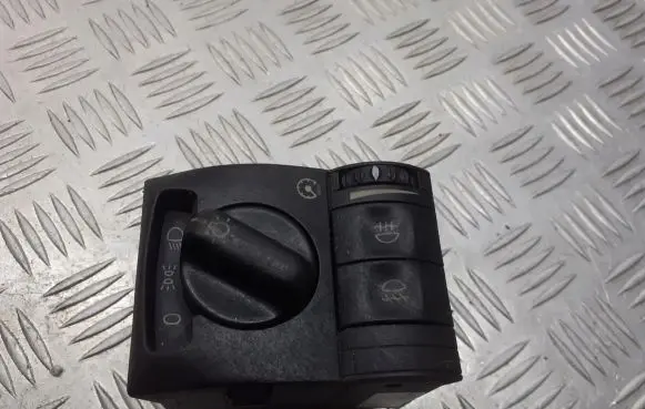 Opel Omega B2 Headlight level adjustment motor 53122836