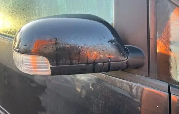 Volkswagen Touran I Manual wing mirror 