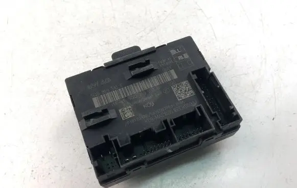 Volkswagen Golf VII Other control units/modules 5Q0959593E