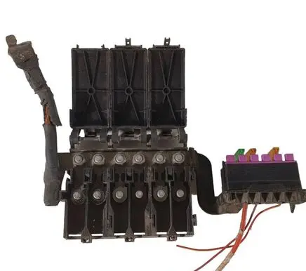 Volkswagen Polo IV 9N3 Fuse box set