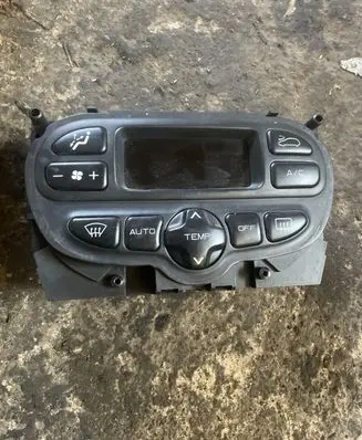Peugeot 307 Climate control unit