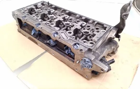 Audi A4 S4 B9 Engine head 04L103373E