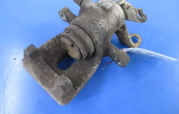 Alfa Romeo 147 Rear brake caliper