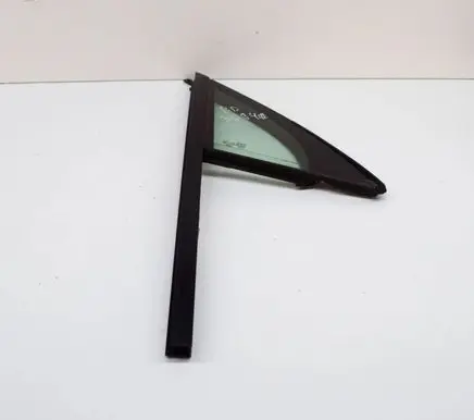 Volkswagen Touareg II Front door vent window glass four-door 7P0845114 7P5845114