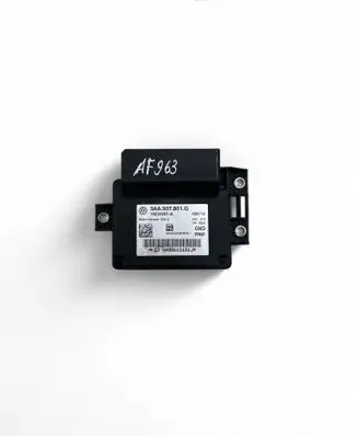 Volkswagen PASSAT B7 Other control units/modules 3AA907801G