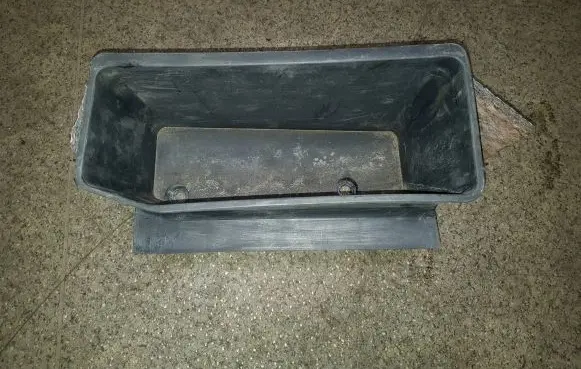 BMW 5 E39 Glove box in trunk 8187265