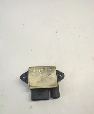 Mercedes-Benz E W211 Glow plug pre-heat relay A6429002800