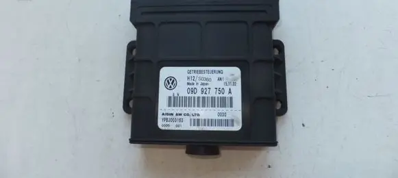 Volkswagen Touareg I Gearbox control unit/module 09D927750A
