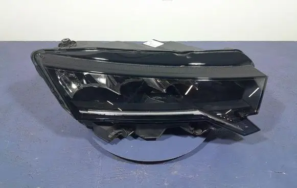 Skoda Octavia 985 Headlight/headlamp 5E4941010