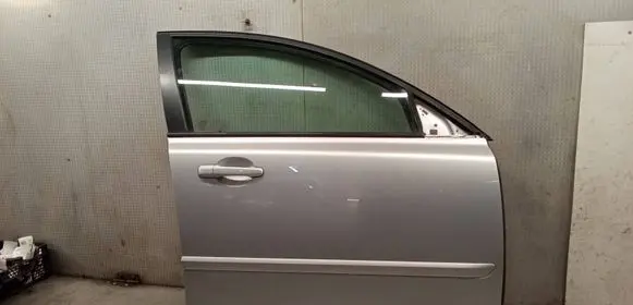 Volvo V50 Front door 
