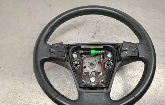 Volvo V50 Steering wheel 30764359