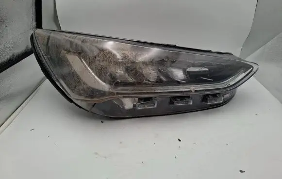 Ford Focus Headlight/headlamp NX7B13E014CD