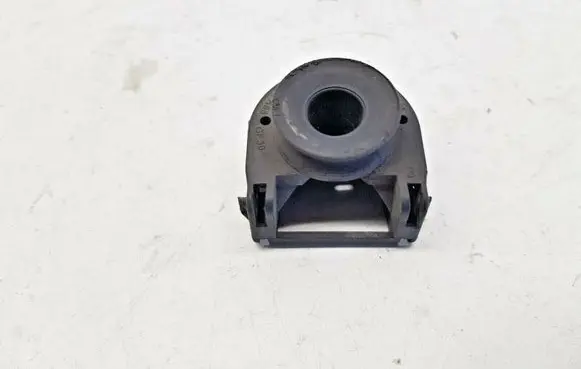 Citroen C5 Engine mounting bracket 9839048580