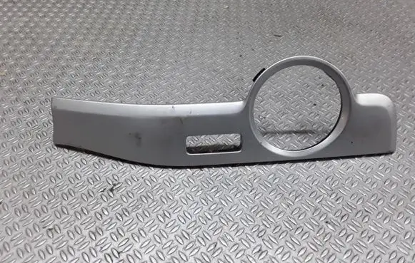 Volkswagen PASSAT B7 USA Dashboard glove box trim 561857211