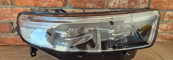 Ford Explorer VI Headlight/headlamp MB5B13W029EA