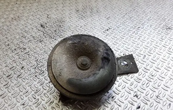Nissan X-Trail T30 Horn signal 4020
