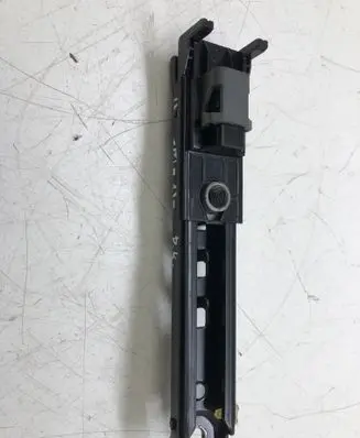Opel Insignia A Seat belt adjustment rail 13577246