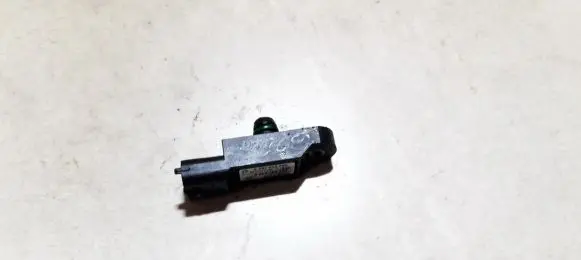 Nissan Primera Air pressure sensor 0281002566 8200168253