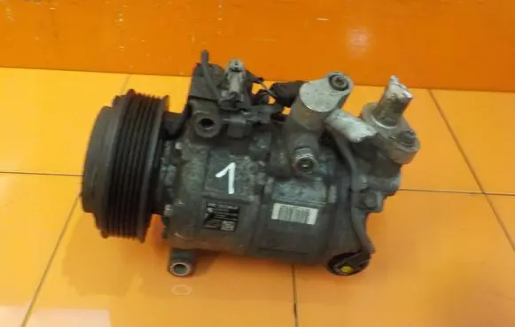 BMW 1 F20 F21 Air conditioning (A/C) compressor (pump) 9222296 1HT11