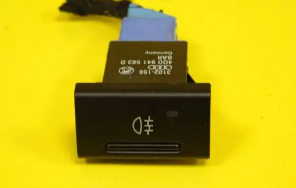 Fog light switch