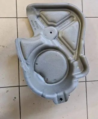 BMW 2 F46 Timing belt guard (cover) 8657579