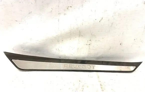 Peugeot 607 Rear sill trim cover 9629149377