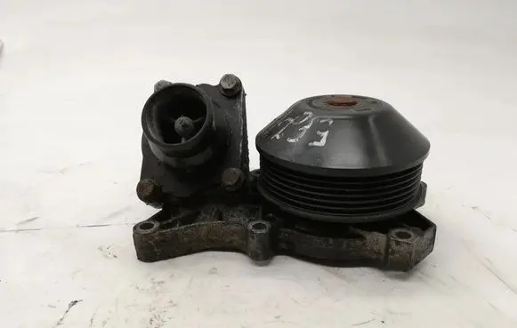 BMW X1 E84 Water pump 779764009