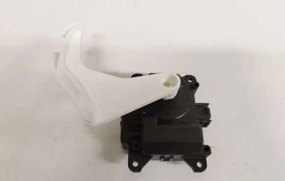Toyota Corolla Verso AR10 Air flap motor/actuator AE0637008930 AE063700-8930