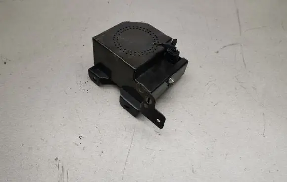 Land Rover Discovery 3 - LR3 Alarm system siren YWK500040