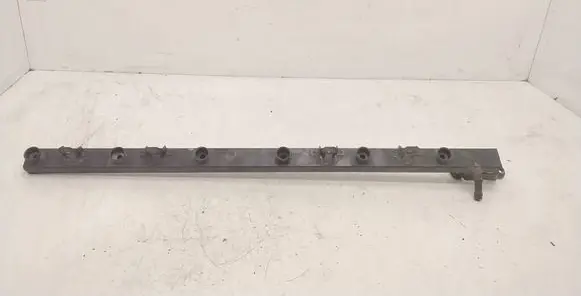 BMW 3 E30 Fuel main line pipe