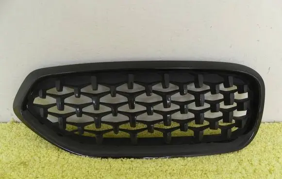 BMW Z4 g29 Front bumper upper radiator grill 7435520