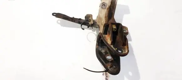 Opel Agila B Engine mounting bracket