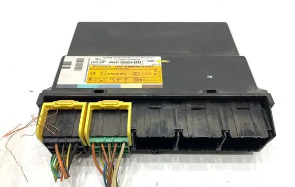 Jaguar X-Type Central body control module 4X43-15K600-BD