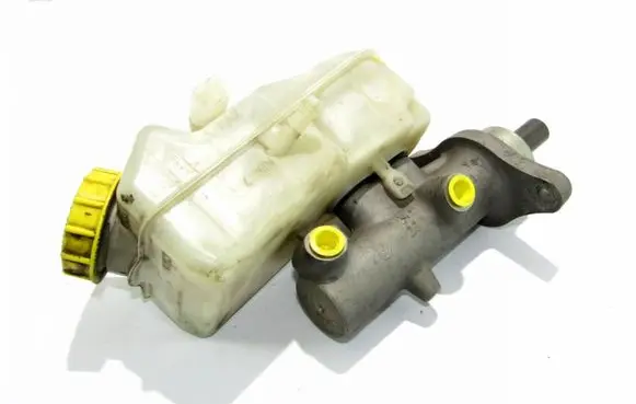 Volkswagen Transporter - Caravelle T5 Master brake cylinder 7H0611303A