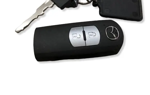 Mazda 6 Ignition key/card 2013DJ6165 1206521C