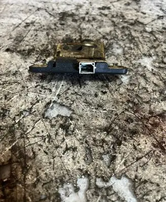 Audi A6 S6 C5 4B Tailgate/trunk/boot lock/catch/latch 8L0827505