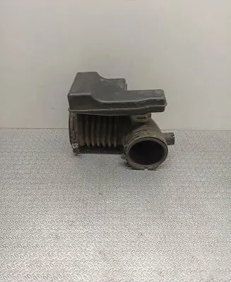 Mazda MX-6 Air intake hose/pipe KF01132203