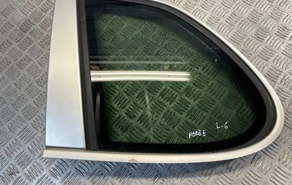 Porsche Cayenne (9PA) Rear side window 43R00069 DOT32A53M2