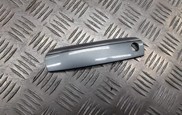 Audi A6 S6 C6 4F Front door handle cover 4F1837239B
