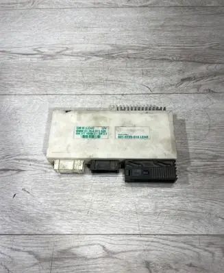 BMW 5 E39 Comfort/convenience module 6913520 61356913520