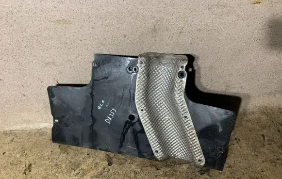 Mercedes-Benz GLA W156 X156 Heat shield in engine bay A2463520391
