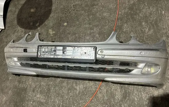 Mercedes-Benz E W211 Front bumper