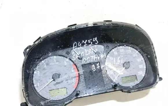 Skoda Octavia Mk1 (1U) Speedometer (instrument cluster) 1u1919033l 88311243