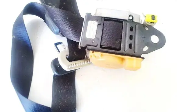 Mazda CX-7 Front seatbelt eh44 c9586n