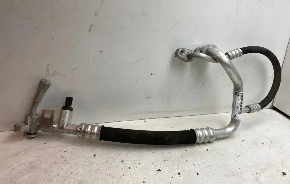 BMW i3 Air conditioning (A/C) pipe/hose 9291147