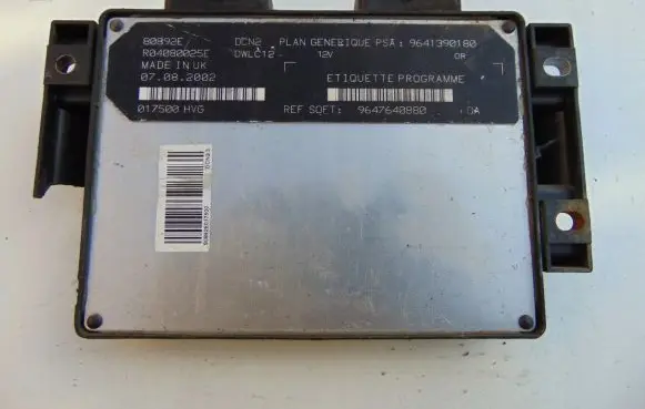 Peugeot 206 Engine control unit/module 9641390180 9647640880