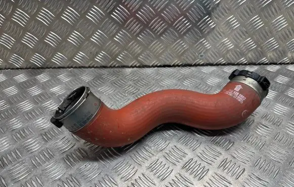 Mercedes-Benz C W204 Intercooler hose/pipe 2125280882 Z0010131W13