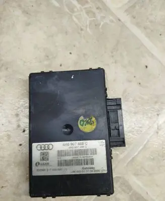 Audi A8 S8 D4 4H Gateway control module 4H0907468C